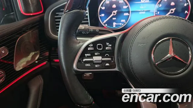Mercedes-Benz GLS-Class — Фото автомобиля 15
