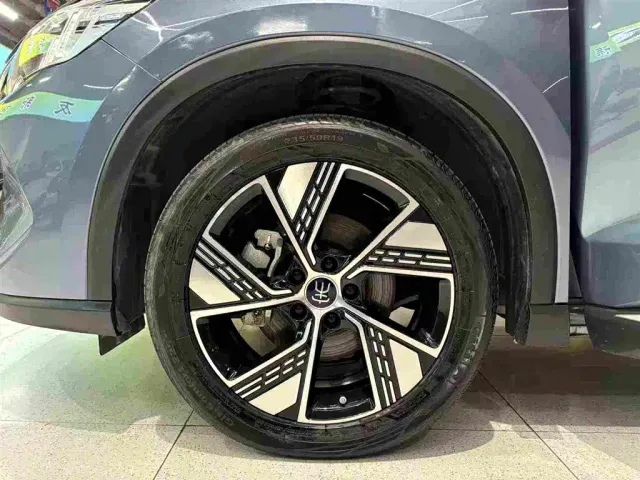 BYD Song Pro — Фото автомобиля 29