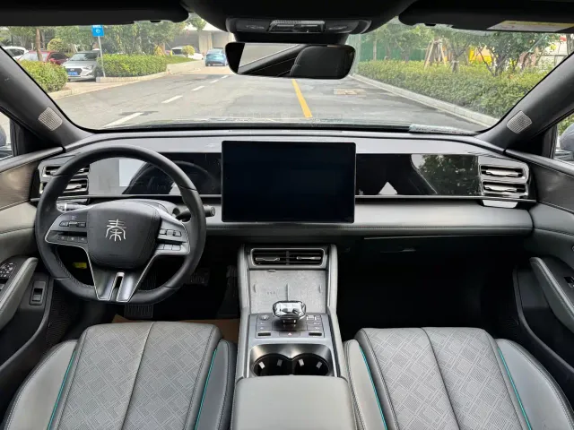 BYD Qin L 2024 DM-i 120KM Excellence Model — Фото автомобиля 7