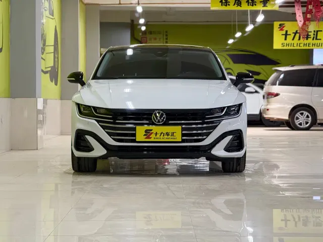 Volkswagen CC — Фото автомобиля 2