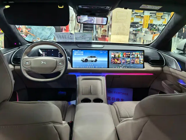 Xpeng G9 — Фото автомобиля 10