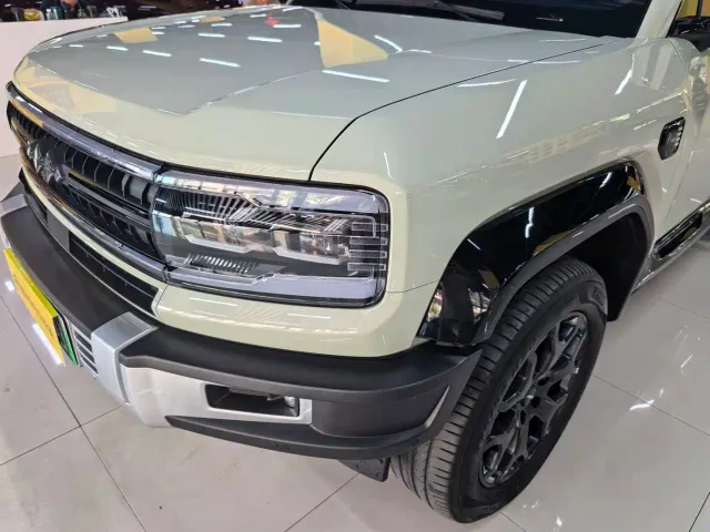 BYD FangChengBao Leopard 5 — Фото автомобиля 14