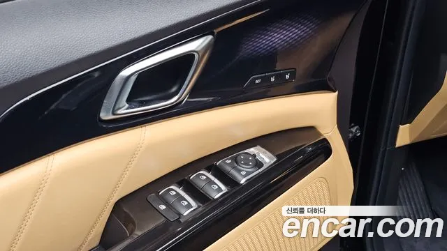Kia Canival Carnival 4 поколение Дизель 9 мест Signature — Фото автомобиля 24