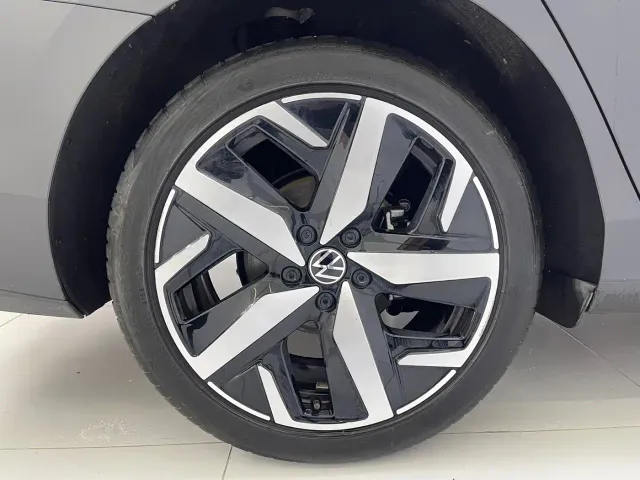 Volkswagen Lamando — Фото автомобиля 15