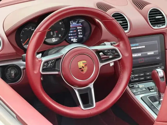 Porsche 718 — Фото автомобиля 5