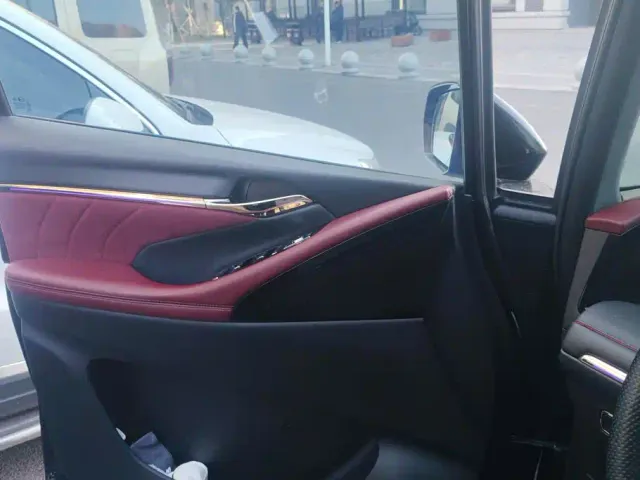 GAC Trumpchi M8 — Фото автомобиля 7