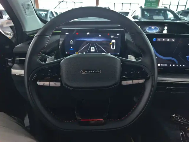 Changan Z6 — Фото автомобиля 3