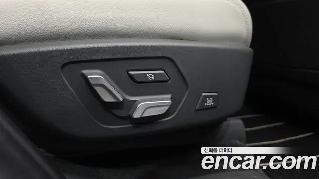 Hyundai Santafe — Фото автомобиля 23