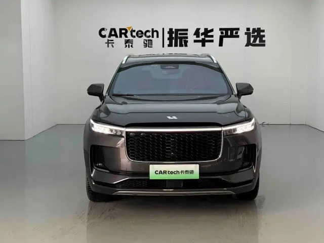 Li Auto ONE — Фото автомобиля 2