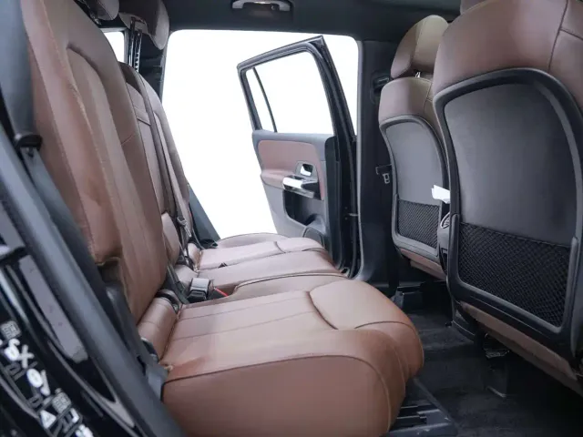 Mercedes-Benz GLB-Class — Фото автомобиля 25