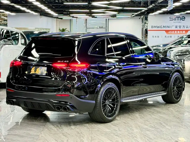 Mercedes-Benz GLC-Class AMG — Фото автомобиля 7