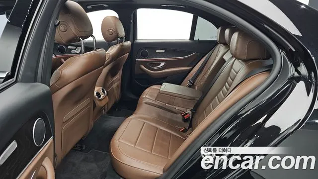 Mercedes-Benz E-Class W213 — Фото автомобиля 16
