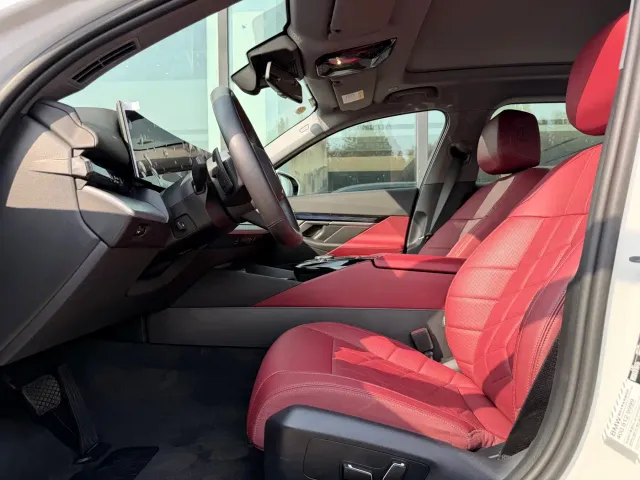 BMW 5 Series — Фото автомобиля 7