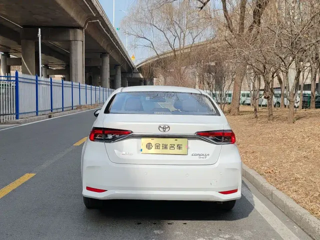 Toyota Corolla — Фото автомобиля 11