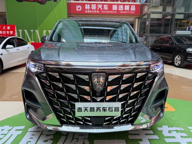 Roewe iMAX8 — Фото автомобиля 2