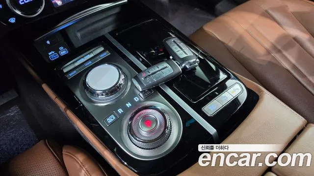 Genesis G80 RG3 — Фото автомобиля 12