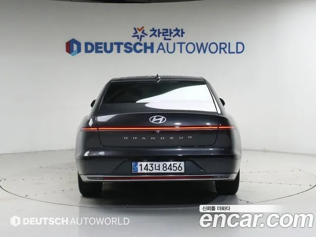 Hyundai Grandeur Grandeur (GN7) 2.5 Бензин 2WD — Фото автомобиля 4