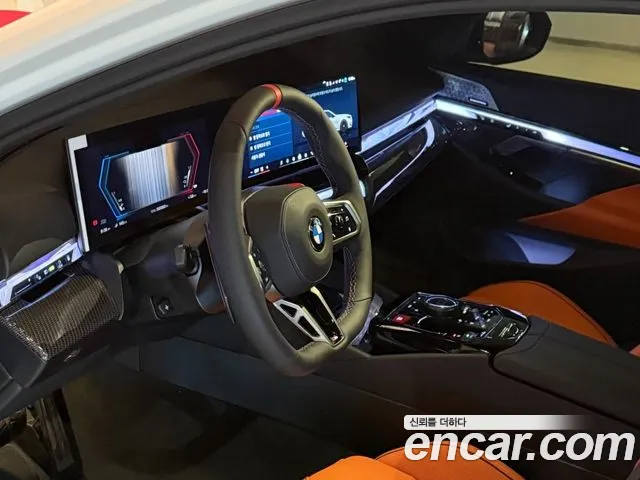 BMW M5 G90 — Фото автомобиля 6