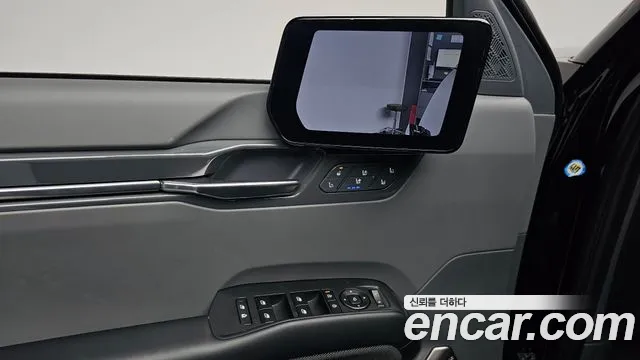 Kia EV9 — Фото автомобиля 18