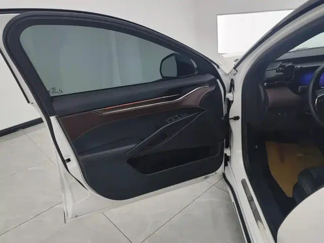 Ford Mondeo — Фото автомобиля 7
