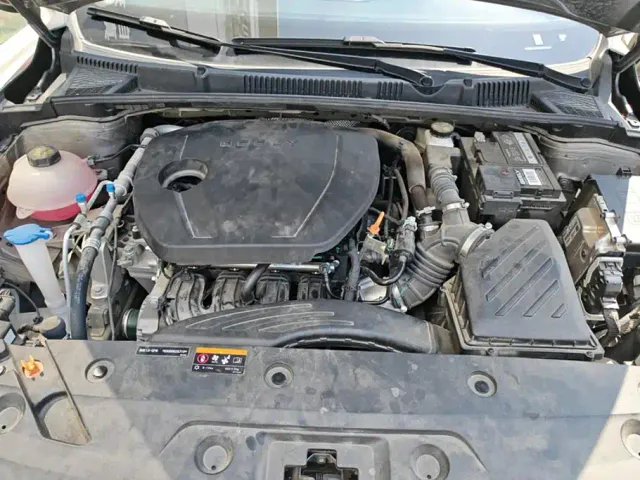Geely Emgrand — Фото автомобиля 10