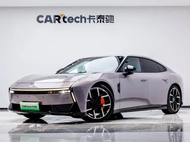 Xpeng P7 — Фото автомобиля 2
