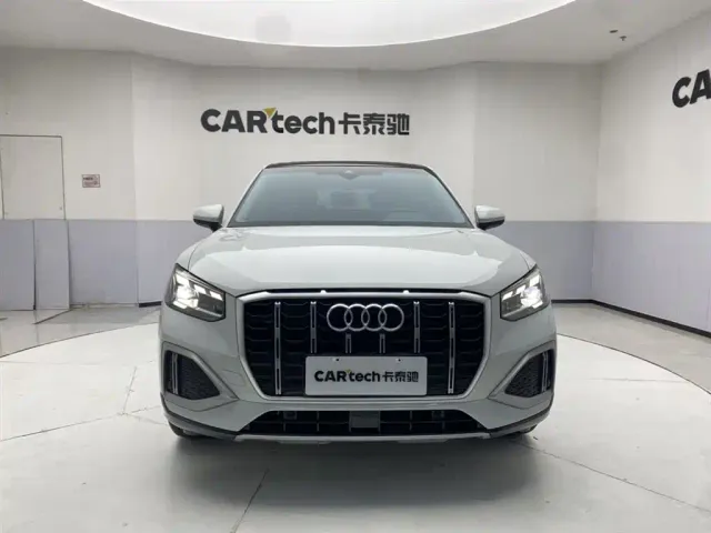 Audi Q2L — Фото автомобиля 3