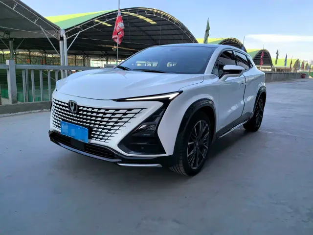 Фотография автомобиля — Changan UNI-T