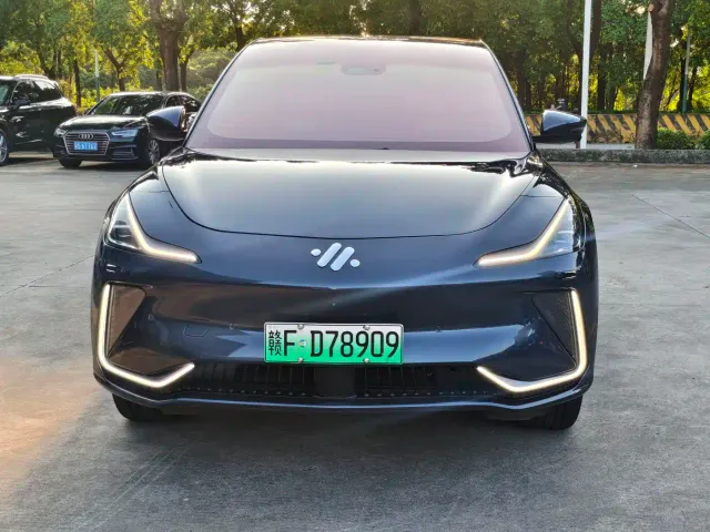 IM Motors IM LS7 — Фото автомобиля 15