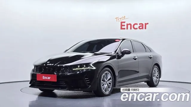Фотография автомобиля — Kia K5 Generation 3