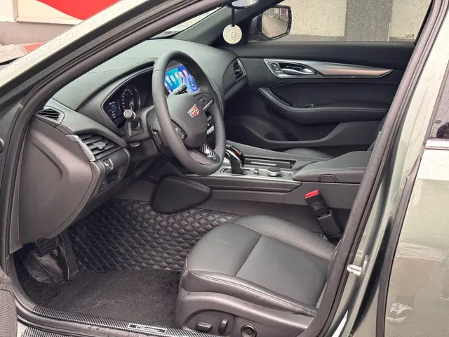 Cadillac CT5 — Фото автомобиля 4