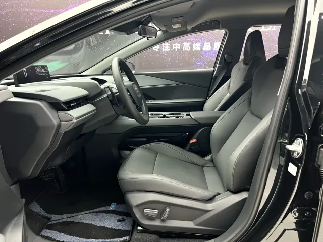 Toyota bZ3 — Фото автомобиля 12