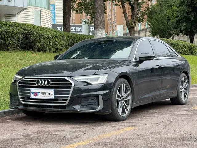 Фотография автомобиля — Audi A6L