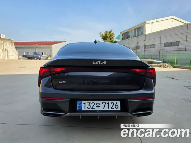 Kia K5 — Фото автомобиля 4