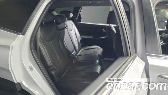 Hyundai Santafe Новый Santa Fe Дизель 2.2 4WD — Фото автомобиля 24