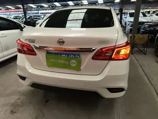 Nissan Sylphy — Фото автомобиля 5