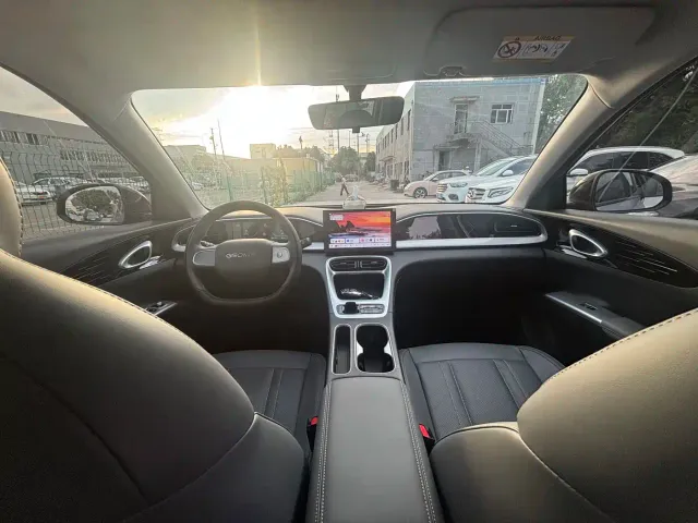 Geely Starry Wish — Фото автомобиля 3