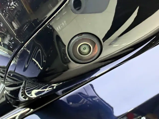 BMW 3 Series — Фото автомобиля 14