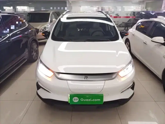 BYD Yuan Pro — Фото автомобиля 2