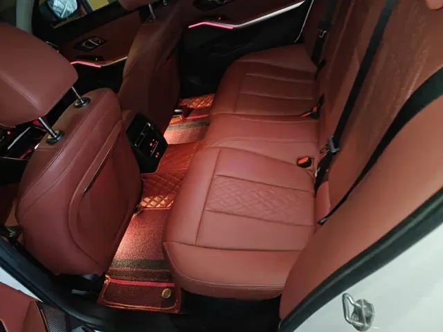 BMW 3 Series — Фото автомобиля 16