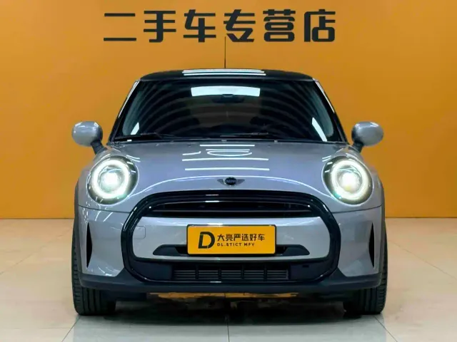 MINI Hatch — Фото автомобиля 2