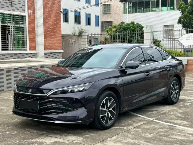 Фотография автомобиля — BYD Qin L