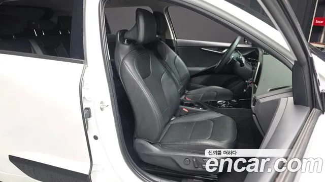 Kia Niro The All New Niro Signature — Фото автомобиля 12