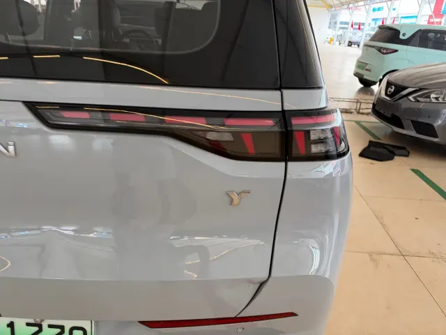 GAC Aion Y — Фото автомобиля 7