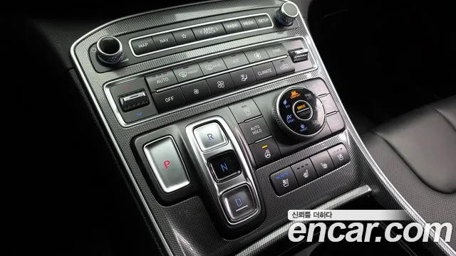 Hyundai Santafe Новый Santa Fe Дизель 2.2 4WD — Фото автомобиля 9