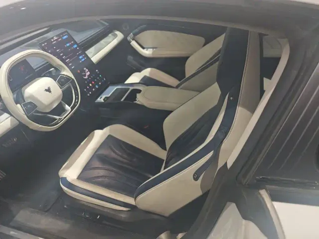 Hozon Neta GT — Фото автомобиля 16