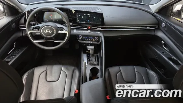 Hyundai AVANTE Новый Avante (CN7) — Фото автомобиля 7