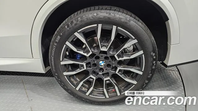 BMW X5 xDrive 40i M Sport — Фото автомобиля 16