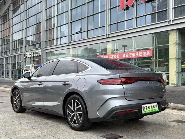BYD Qin L — Фото автомобиля 6