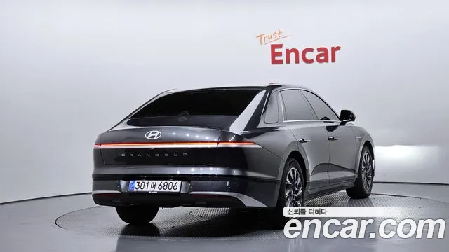 Hyundai Grandeur GN7 — Фото автомобиля 2